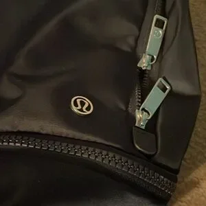lululemon athletica | Bags | Lululemon City Adventure 2 L  display picture 3